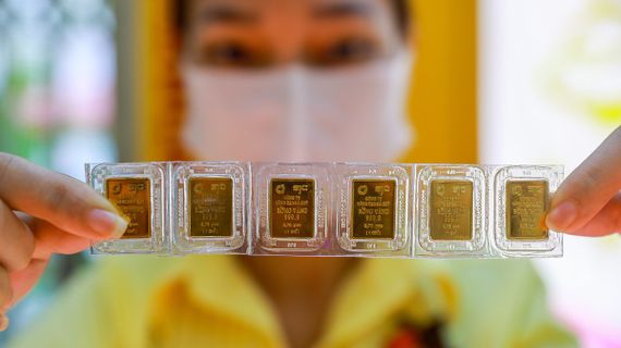Giá vàng SJC phá đỉnh, chính thức cán mốc 86 triệu đồng mỗi lượng