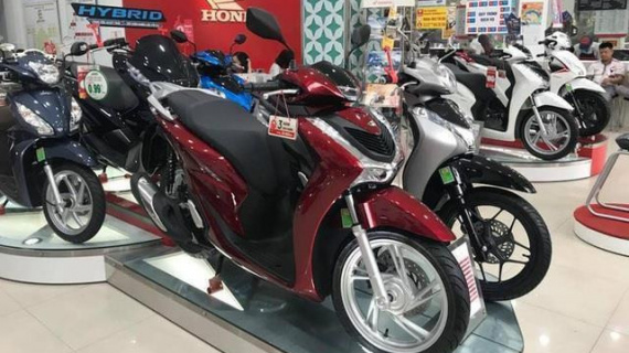 Cuộc khủng hoảng trên thị trường xe máy Việt: Doanh số bán hàng trượt dài bất chấp nỗ lực giảm giá