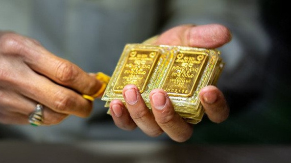 Giá vàng SJC về mốc 83 triệu đồng/lượng