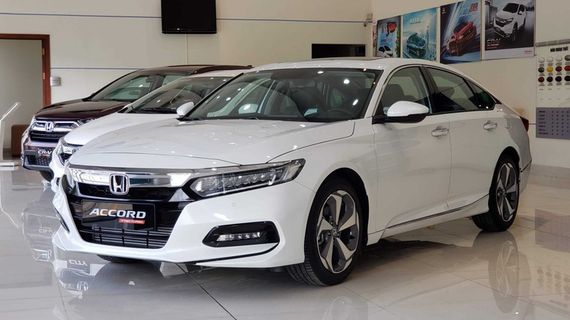 Honda giảm giá mạnh loạt xe ô tô, có mẫu giảm 220 triệu đồng