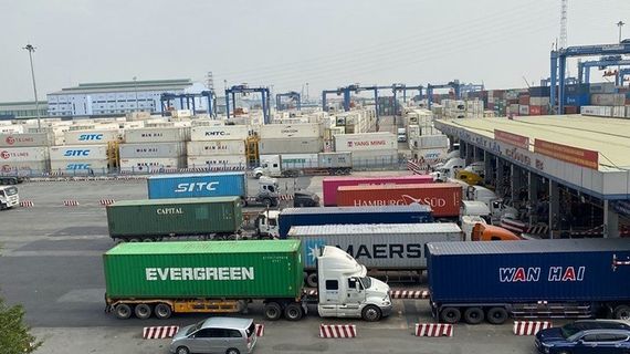 Cảng Cát Lái: 685 doanh nghiệp xuất nhập khẩu nợ 29 tỷ đồng phí sử dụng hạ tầng cảng biển
