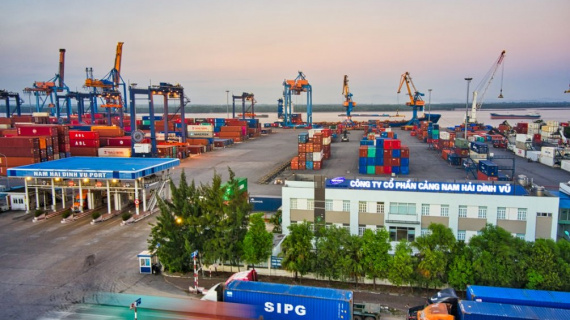 Viconship muốn vay 1.450 tỷ đồng từ Eximbank để thâu tóm Cảng Nam Hải Đình Vũ