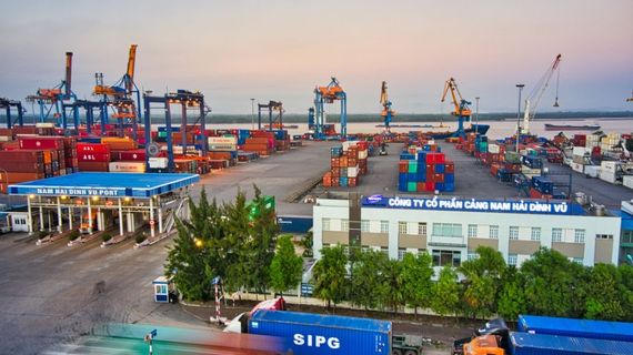 Viconship muốn vay 1.450 tỷ đồng từ Eximbank để thâu tóm Cảng Nam Hải Đình Vũ