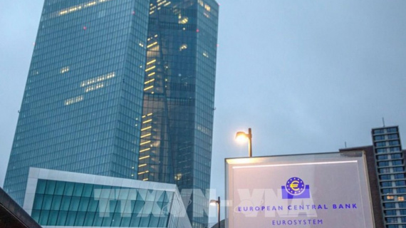 Lãi suất cơ bản ở châu Âu giảm và tác động với người tiêu dùng