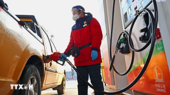 Giá dầu thế giới giảm hai tuần liên tiếp do lo ngại nhu cầu của Trung Quốc