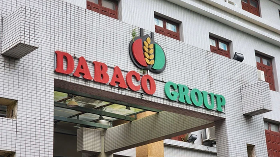Cổ phiếu DBC giảm sàn trong ngày báo lãi quý II giảm 56%