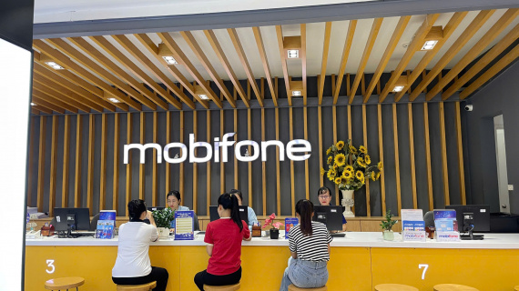 Tất cả khách hàng MobiFone vùng lũ được tặng 30.000 đồng