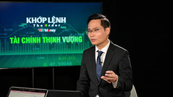 “Thị trường chứng khoán khả năng sẽ lình xình trong 3-6 tháng tới, chưa thể có uptrend thế kỷ ngay”