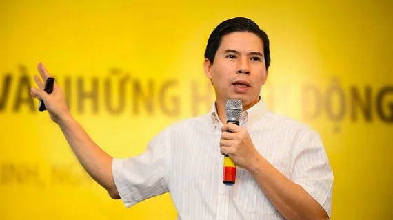 Chủ tịch Thế Giới Di Động muốn bán tiếp 1 triệu cổ phiếu MWG
