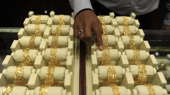 2025 là năm của vàng hay bitcoin?