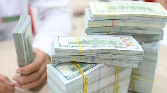 Giá USD tại ngân hàng giảm mạnh