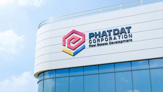 Phát Đạt lên tiếng về việc 3 lãnh đạo cấp cao cùng đăng ký bán ra cổ phiếu