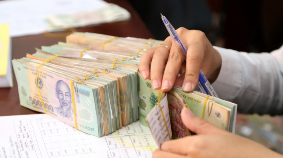 Thưởng Tết Nguyên đán Ất Tỵ 2025 cao nhất hơn 1,9 tỷ đồng
