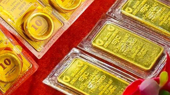 Giá vàng tăng thêm 400.000 đồng/lượng ngay sau tin Chính phủ Mỹ đóng cửa