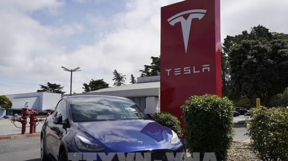 Tesla tung phiên bản “giá rẻ