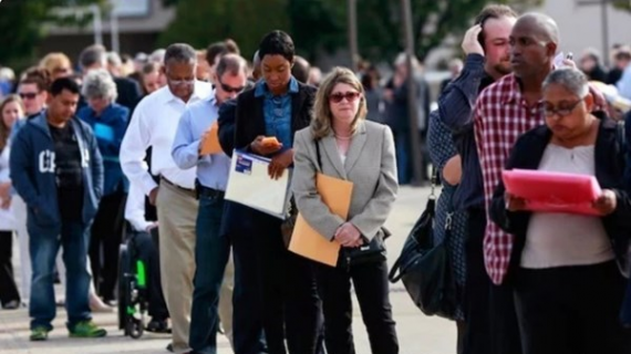 Thị trường lao động Mỹ suy yếu mạnh, việc làm tư nhân giảm sâu