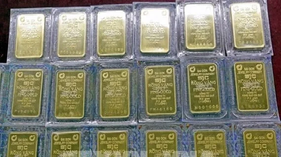 Giá vàng nhận lực đẩy kép từ Fed và những hoài nghi về thỏa thuận Mỹ - Trung