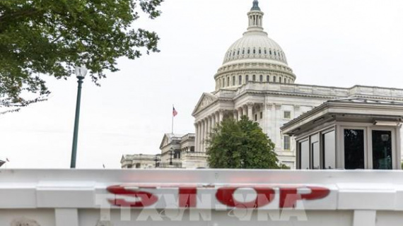 Mỹ: Chính phủ tiếp tục đóng cửa sau thất bại bỏ phiếu tại Thượng viện