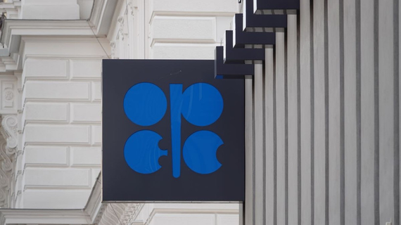 OPEC+ tăng sản lượng thấp hơn dự kiến do lo ngại nguy cơ dư cung