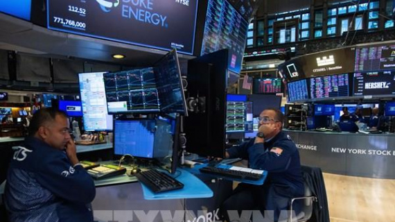 Chứng khoán Mỹ: S&P 500 và Nasdaq đều chốt phiên 8/10 cao kỷ lục
