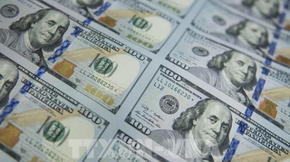 Đồng USD phục hồi giữa bất ổn chính trị và chia rẽ chính sách tại Fed