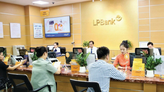 LPBank hút thêm 4.000 tỷ đồng từ trái phiếu, huy động thành công 11.850 tỷ đồng tính từ đầu năm
