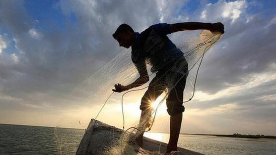 Phiên 17/12: Khối ngoại đảo chiều mua ròng, tung hàng trăm tỷ gom hai cổ phiếu