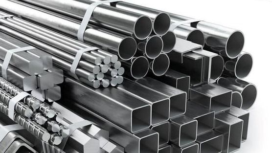 Cổ phiếu một công ty thép bật tăng 90%, 3 lãnh đạo cấp cao đăng ký thoái gần 3,2 triệu đơn vị