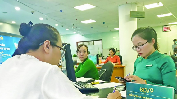 Ngân hàng thăng hạng tạo lực hút vốn mới