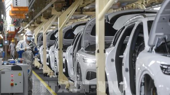 EU cân nhắc áp dụng giá sàn đối với xe điện Trung Quốc