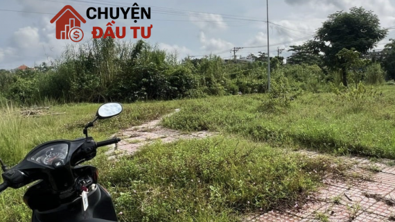 Mua đất phân lô trên giấy “hứa”, nhà đầu tư ngã ngửa khi biết sổ hồng đã bị chủ đầu tư đem cầm cố ngân hàng từ lâu