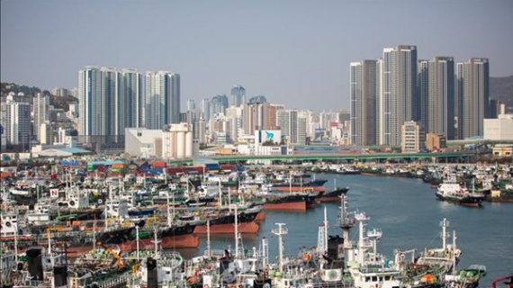 Xuất khẩu của Hàn Quốc lần đầu tiên đạt mốc 700 tỷ USD/năm