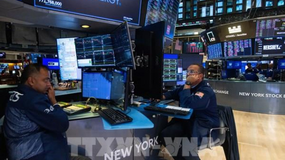 Chứng khoán Mỹ giảm điểm trước thềm cuộc họp của Fed
