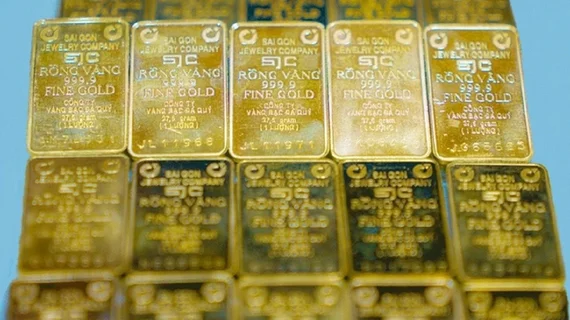 Giá mua vàng miếng bật tăng, giá bán giữ mốc 90,3 triệu đồng
