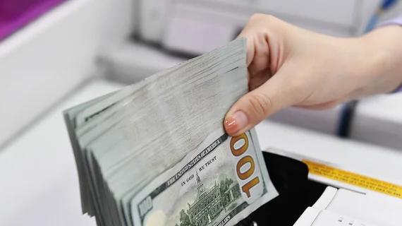 Tỷ giá và giá vàng cùng tăng mạnh sau Tết Nguyên đán