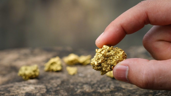 Giá vàng thế giới hồi phục nhẹ