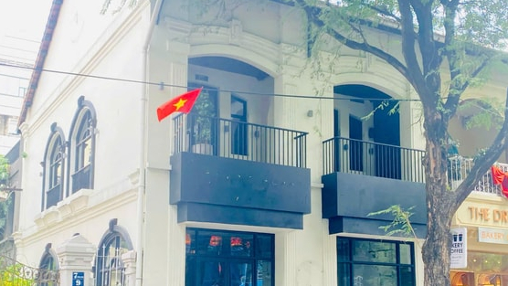 8 tháng sau khi Starbucks Reserve trả mặt bằng, chủ “đất vàng” Hàn Thuyên vẫn ế: 