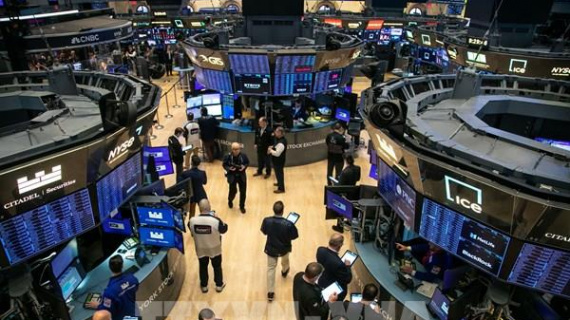 S&P 500 và Nasdaq giảm mạnh nhất kể từ năm 2020