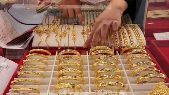 Giá vàng thế giới đi lên sau động thái của Moody's