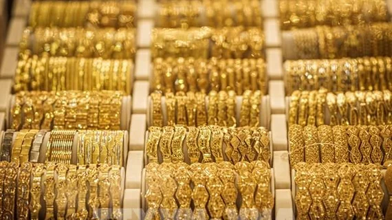 Giá vàng châu Á giảm xuống mức thấp nhất trong hơn một tuần