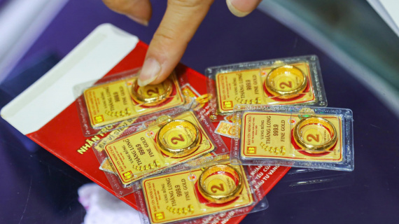 Giá vàng SJC đi xuống sau kỳ nghỉ lễ