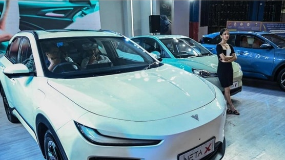 Chỉ trong 5 năm, Trung Quốc thống trị xe điện của một nước láng giềng, các ‘ông lớn’ trong ngành bất lực đứng nhìn