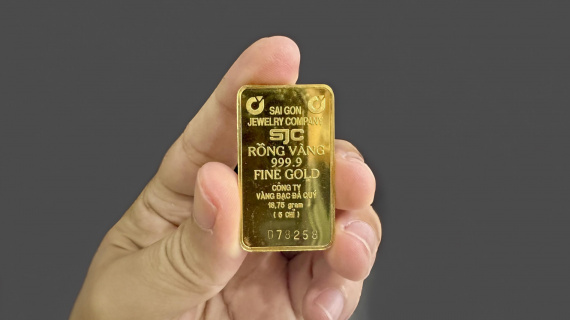 Giá vàng SJC tăng vượt 121 triệu đồng/lượng