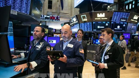 Chỉ số S&P 500 lập kỷ lục phiên thứ sáu liên tiếp