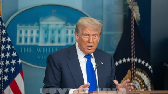 Tổng thống Trump cảnh báo áp thuế 25% với hàng hóa Ấn Độ