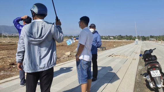 Đất nền phía Nam: Giá tăng nhưng mang “nỗi buồn” thanh khoản