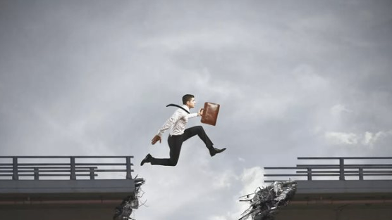 Gọi tên 10 DN bất động sản báo lãi tăng mạnh nhất sàn chứng khoán quý 2/2025, có công ty tăng đến 4.009%