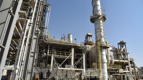 Giá dầu tăng nhẹ khi thị trường lo ngại gián đoạn nguồn cung từ Nga