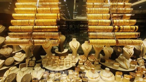 Giá vàng châu Á lập kỷ lục mới