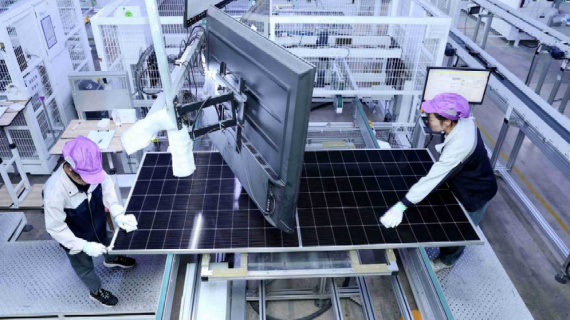 Trung Quốc điều chỉnh chính sách hoàn thuế xuất khẩu quang điện và pin